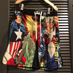 Men’s 2POOD USA shorts. Size L